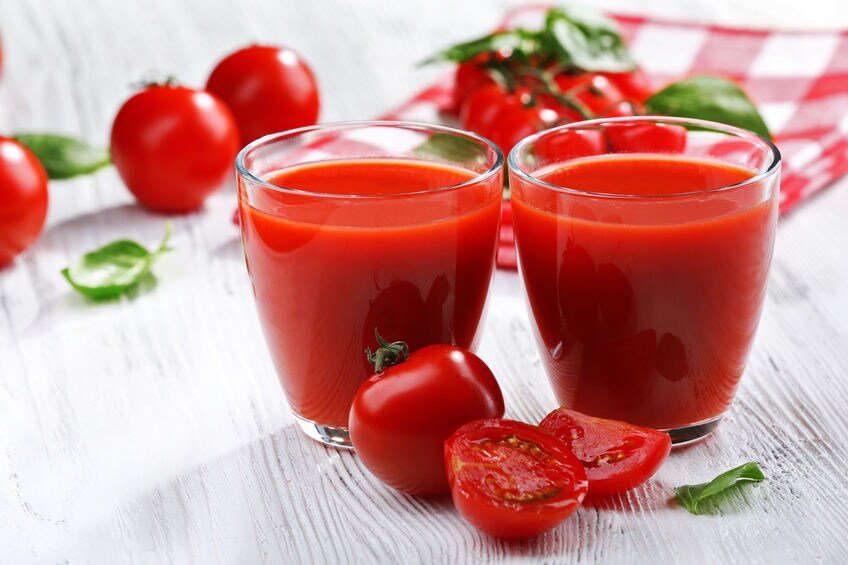 tomato juice.jpg